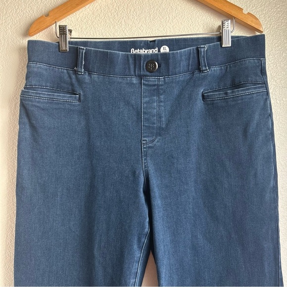 Betabrand | Pull-on Dark Blue Straight-Leg Pants - Picture 4 of 11